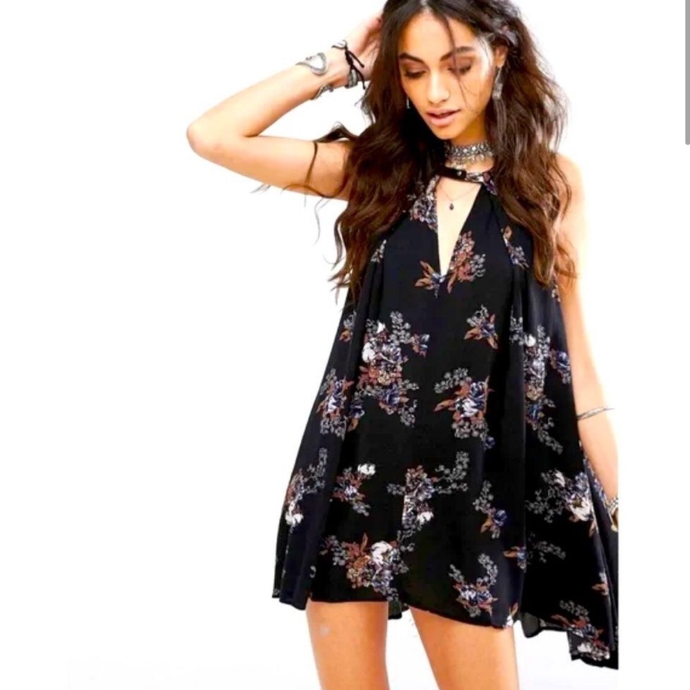 Free People Black Floral “Snap Out Of It” Swing Dress Size Small